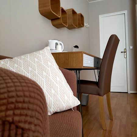 Hotel Les Alpes Алвар Екстериор снимка